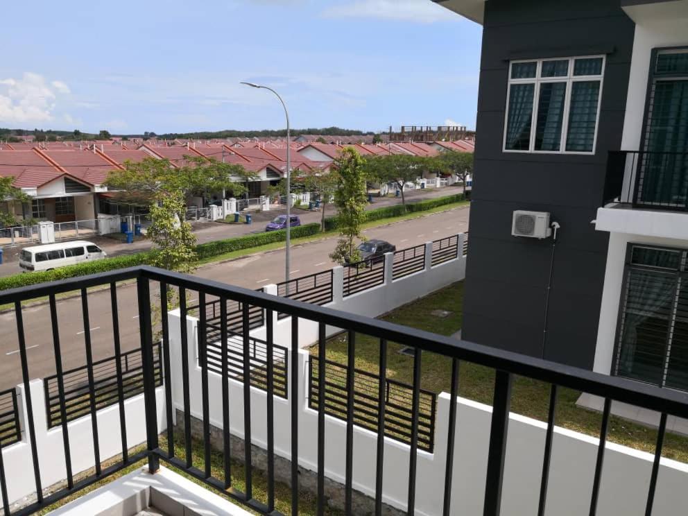 Johor Desaru Beach Bungalow Villas Kangkar Chemaran Extérieur photo