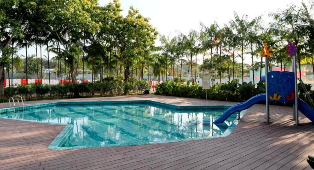 Johor Desaru Beach Bungalow Villas Kangkar Chemaran Extérieur photo