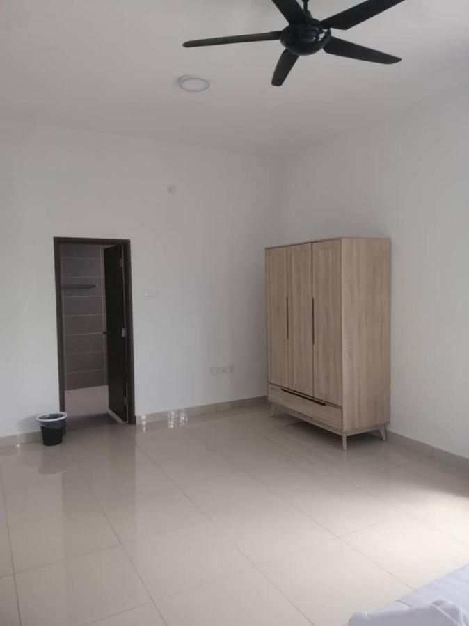 Johor Desaru Beach Bungalow Villas Kangkar Chemaran Extérieur photo
