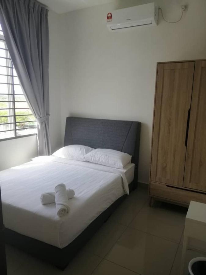 Johor Desaru Beach Bungalow Villas Kangkar Chemaran Extérieur photo