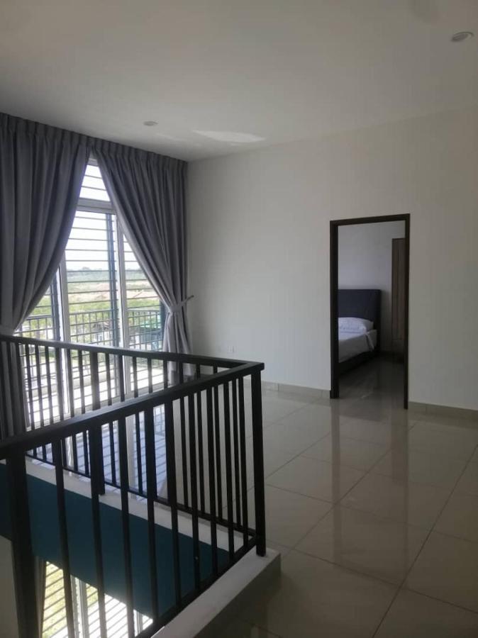 Johor Desaru Beach Bungalow Villas Kangkar Chemaran Extérieur photo
