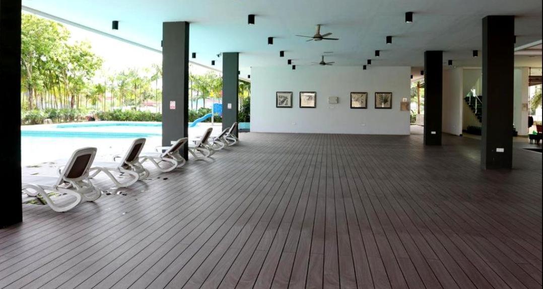 Johor Desaru Beach Bungalow Villas Kangkar Chemaran Extérieur photo